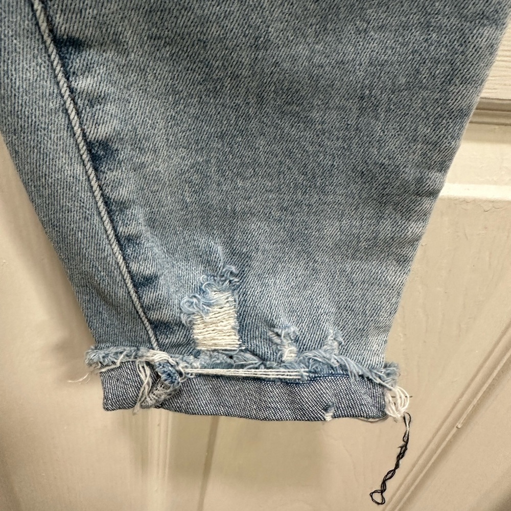 Vervet Distressed Jeans NWT - Picture 5 of 12